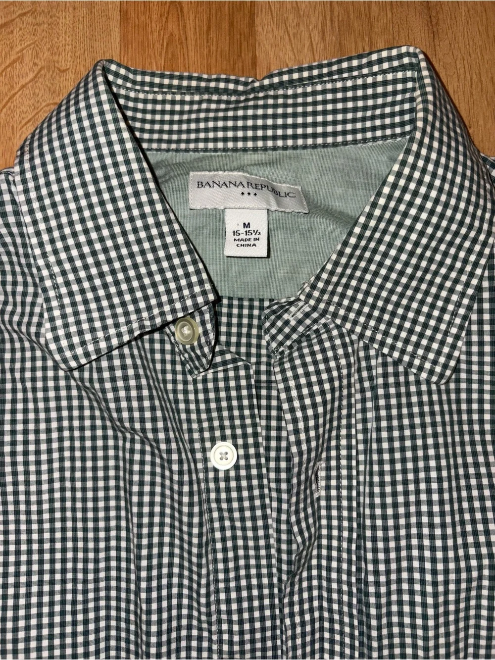 Banana Republic Men’s Green and White Dress Shirt